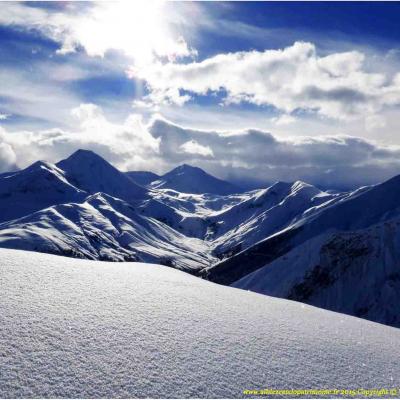 Panorama des Arves à 2000 m, rando raquettes, resto