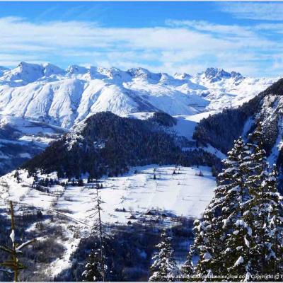 Raquettes au pied des Aiguilles d'Arves