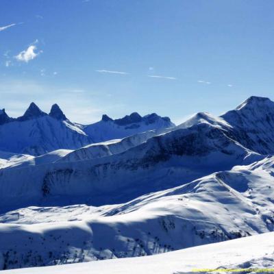 Panorama des Arves à 2000 m, rando raquettes, resto